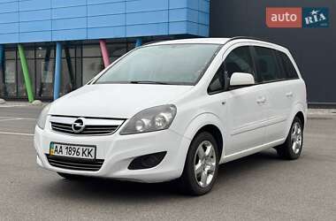 Мінівен Opel Zafira 2013 в Києві