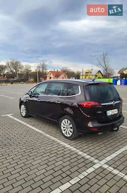 Мінівен Opel Zafira 2013 в Коломиї