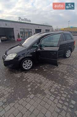 Opel Zafira 2010