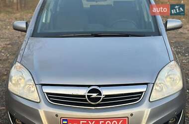 Мінівен Opel Zafira 2009 в Мені