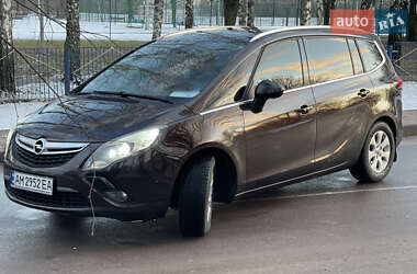 Минивэн Opel Zafira 2014 в Житомире