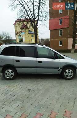 Мінівен Opel Zafira 2001 в Галичі