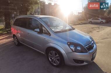 Минивэн Opel Zafira 2009 в 
