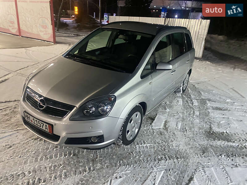 Минивэн Opel Zafira 2007 в Виннице