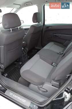 Минивэн Opel Zafira 2006 в 