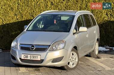 Opel Zafira 2011