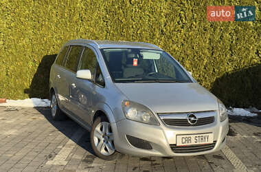 Мінівен Opel Zafira 2011 в Стрию