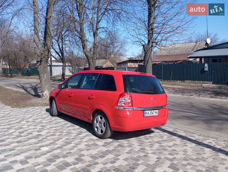 Мінівен Opel Zafira 2009 в Фастові