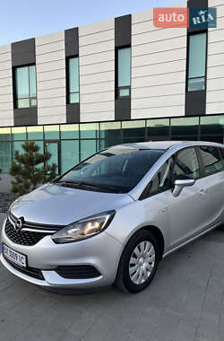 Opel Zafira 2018