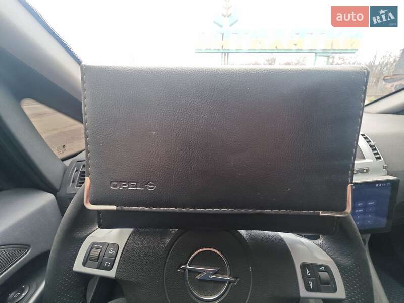 Минивэн Opel Zafira 2006 в Пятихатках фото 35 Минивэн Opel Zafira 2006 в Пятихатках