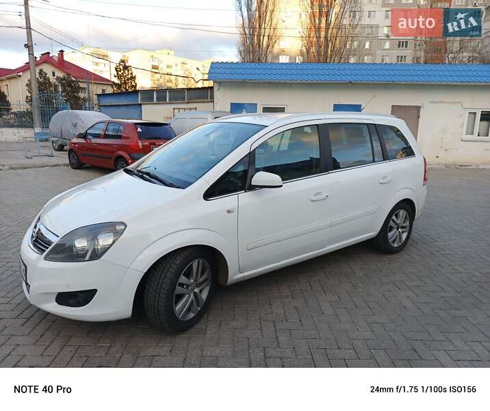 Минивэн Opel Zafira 2008 в Николаеве фото 5 Минивэн Opel Zafira 2008 в Николаеве