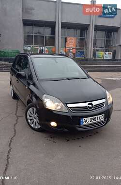 Мінівен Opel Zafira 2011 в Рівному