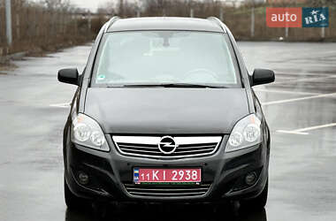 Opel Zafira 2012