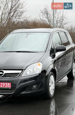 Мінівен Opel Zafira 2012 в Вінниці