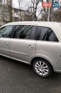 Минивэн Opel Zafira 2010 в Николаеве