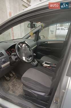 Минивэн Opel Zafira 2008 в Одессе