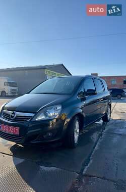 Мінівен Opel Zafira 2013 в Львові