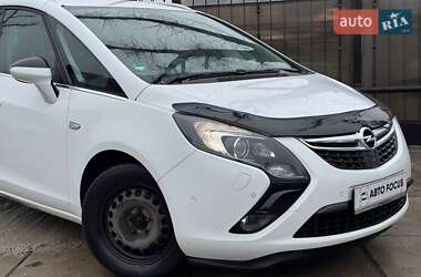 Микровэн Opel Zafira 2014 в Киеве