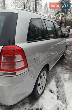 Минивэн Opel Zafira 2014 в Чернигове