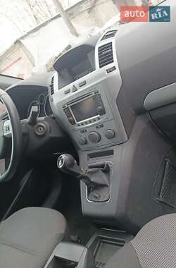 Минивэн Opel Zafira 2014 в Чернигове