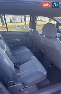 Мінівен Opel Zafira 2009 в Луцьку