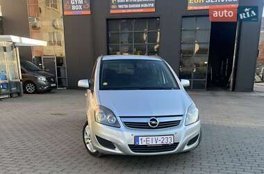 Мікровен Opel Zafira 2014 в Калуші