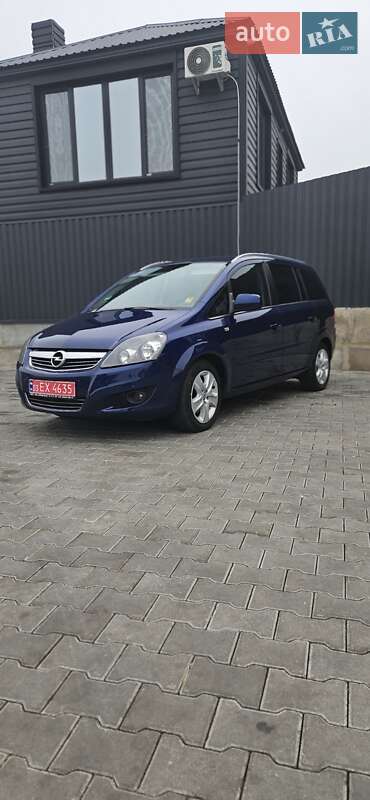 Мінівен Opel Zafira 2011 в Вознесенську