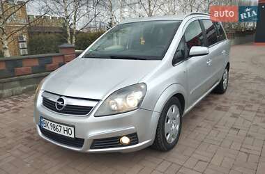 Минивэн Opel Zafira 2006 в Ровно