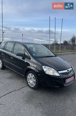 Мінівен Opel Zafira 2009 в Золотоноші