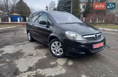 Opel Zafira 2012