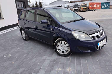 Opel Zafira 2012