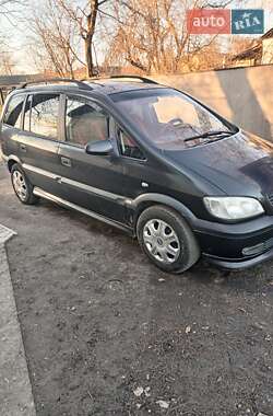 Минивэн Opel Zafira 2002 в Полтаве