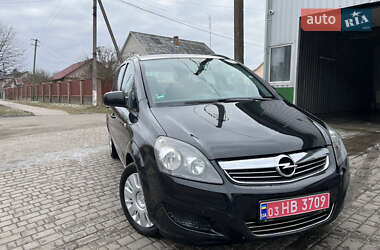 Opel Zafira 2012