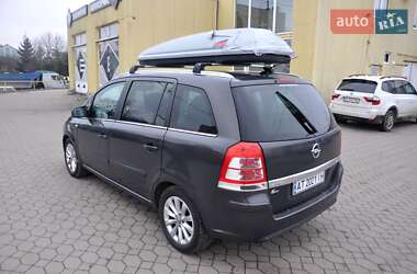 Мінівен Opel Zafira 2013 в Львові