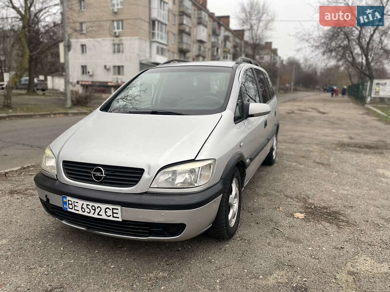 Мінівен Opel Zafira 2000 в Миколаєві