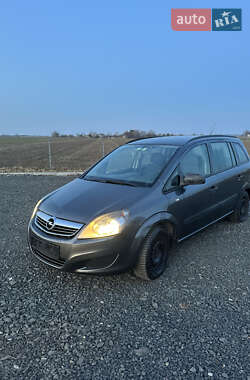 Мінівен Opel Zafira 2011 в Луцьку