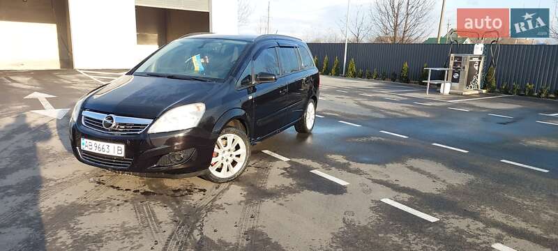 Минивэн Opel Zafira 2009 в Немирове