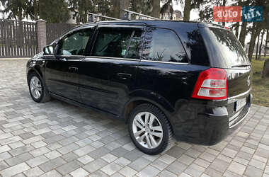 Мінівен Opel Zafira 2010 в Старокостянтинові