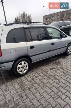 Мінівен Opel Zafira 2000 в Кам'янському