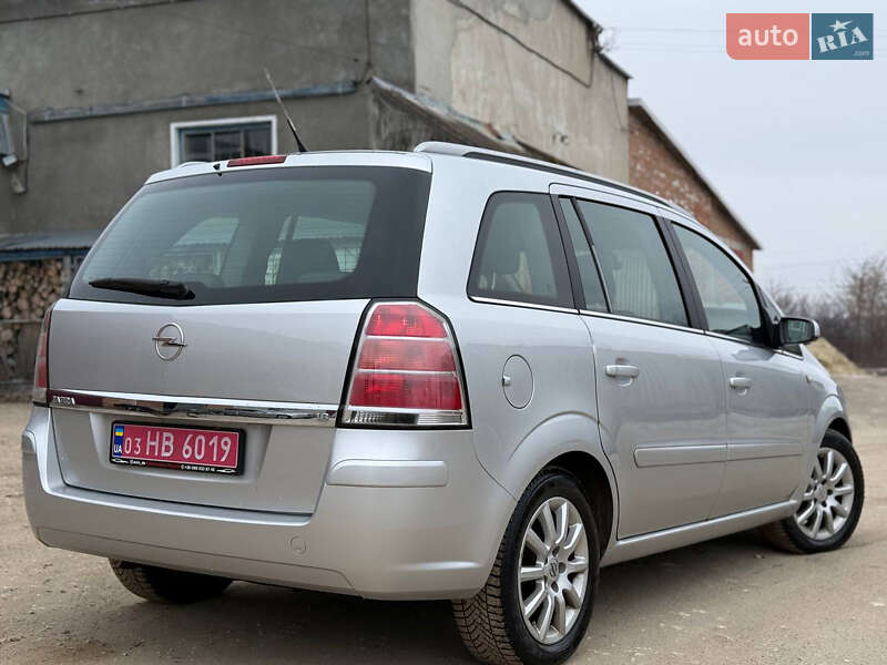 Мінівен Opel Zafira 2007 в Золочеві