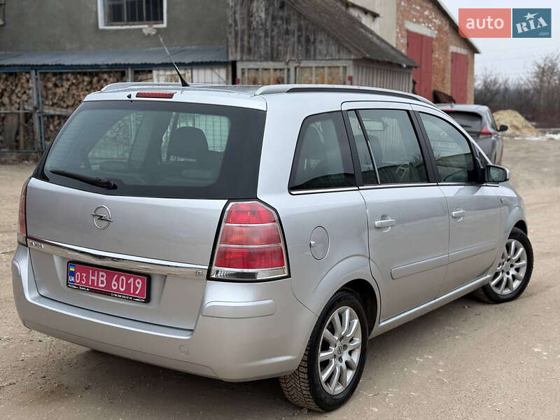 Мінівен Opel Zafira 2007 в Золочеві