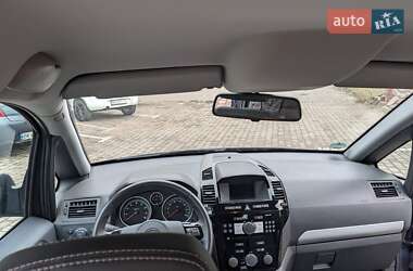 Мінівен Opel Zafira 2011 в Рівному