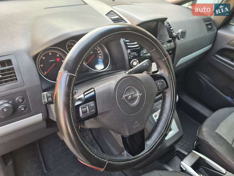 Минивэн Opel Zafira 2008 в Кагарлыке фото 7 Минивэн Opel Zafira 2008 в Кагарлыке