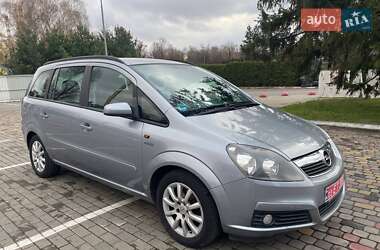 Минивэн Opel Zafira 2005 в Луцке