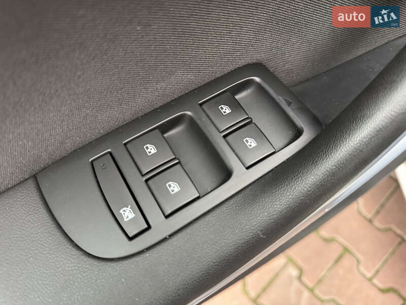 Микровэн Opel Zafira 2015 в Одессе