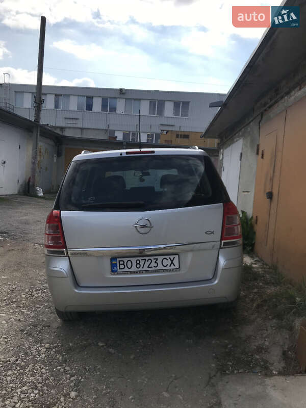 Минивэн Opel Zafira 2009 в Тернополе фото 5 Минивэн Opel Zafira 2009 в Тернополе
