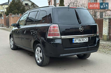 Минивэн Opel Zafira 2006 в Ивано-Франковске