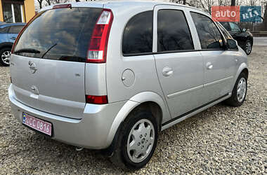 Минивэн Opel Zafira 2005 в Коломые