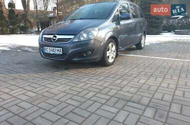 Минивэн Opel Zafira 2010 в 