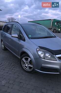 Минивэн Opel Zafira 2005 в Яворове